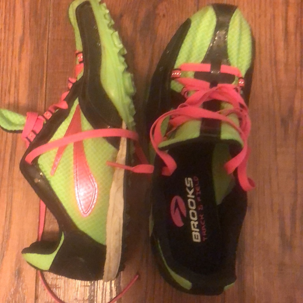 Brooks track and field spikes